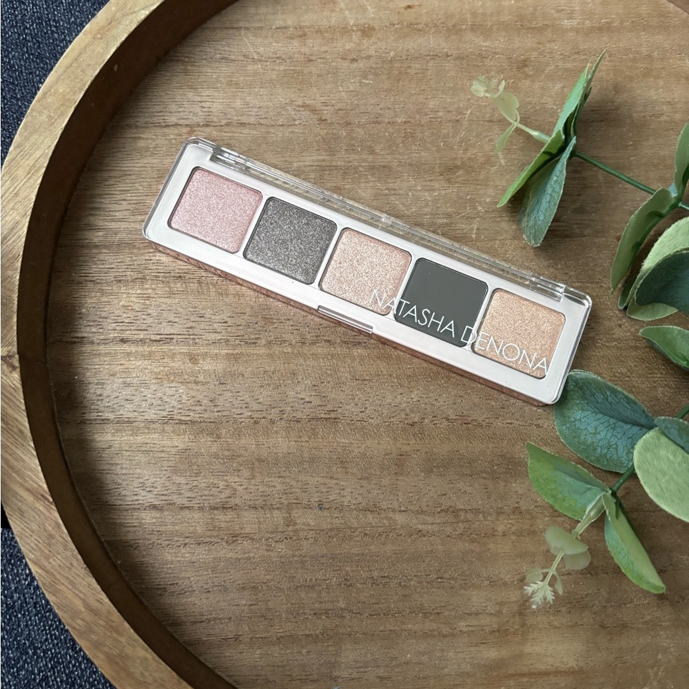 NATASHA DENONA
Rose & Wood Eyeshadow Palette